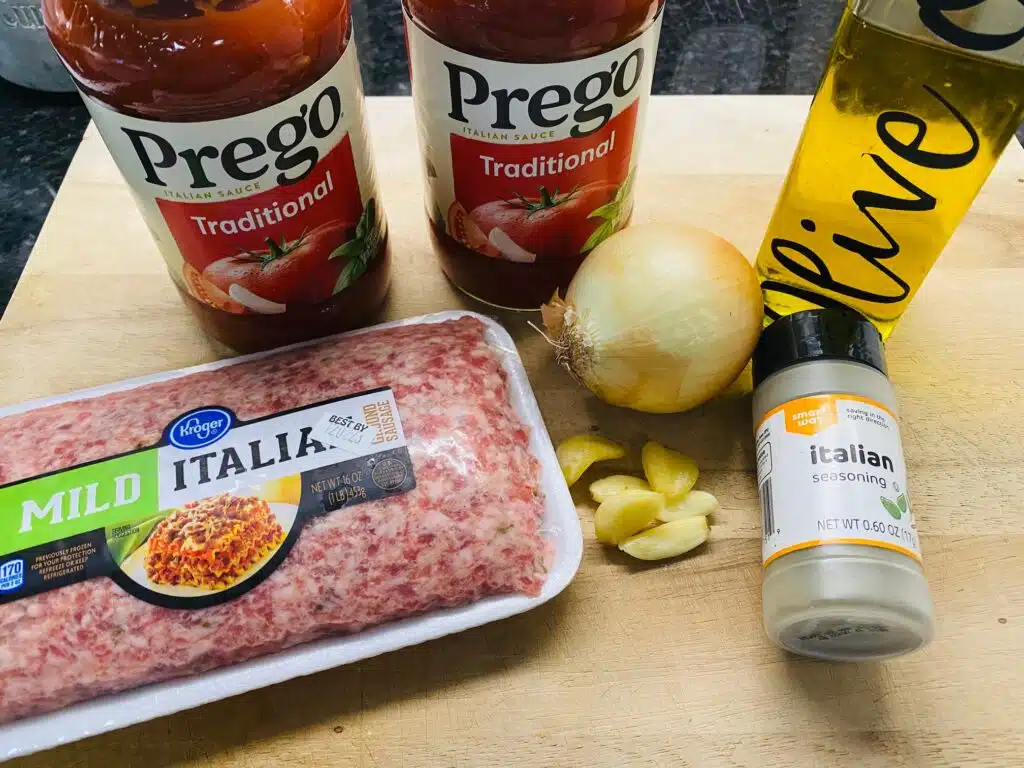 ingredients for the pasta sauce