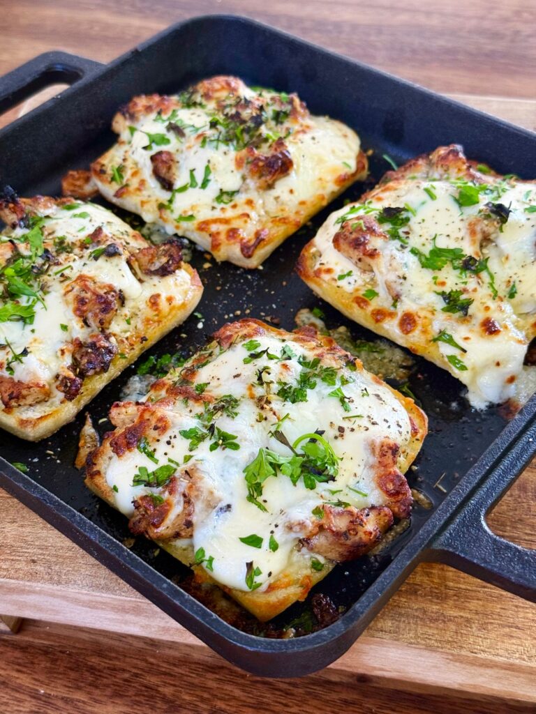 Blackstone Chicken Alfredo Garlic Bread