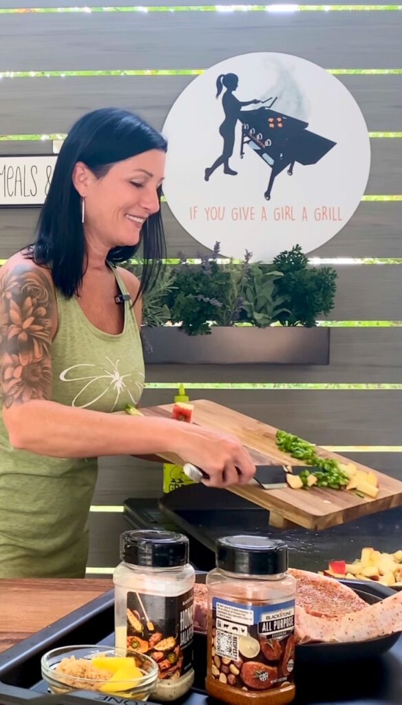 adding apples and jalapenos to griddle